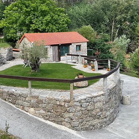 Da Man Da Moura Villa Ourense Bagian luar foto